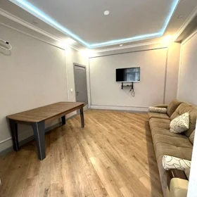 In Baku 65.0 m² apartment is for sale - Image 2