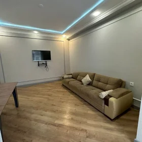 In Baku 65.0 m² apartment is for sale - Image 3