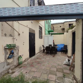 In Baku 160.0 m² house with 4.0 rooms is for sale - Image 4