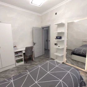 In Baku 160.0 m² house with 4.0 rooms is for sale - Image 8