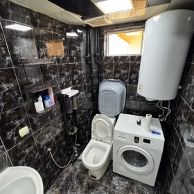 In Baku 70.0 m² apartment is for rent - Image 2