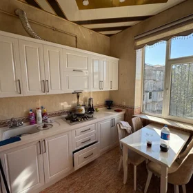 In Baku 70.0 m² apartment is for rent - Image 9