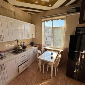 In Baku 70.0 m² apartment is for rent - Image 10