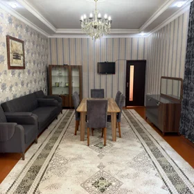 In Baku 120.0 m² house with 3.0 rooms is for rent - Image 6