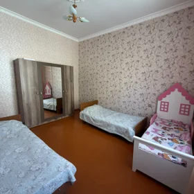 In Baku 120.0 m² house with 3.0 rooms is for rent - Image 8