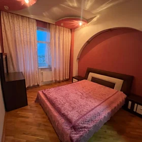 In Baku 100.0 m² apartment is for sale - Image 3