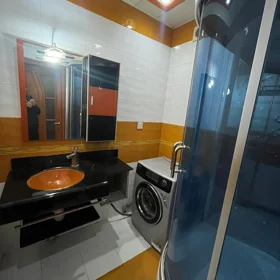 In Baku 100.0 m² apartment is for sale - Image 8