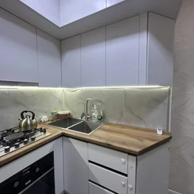 In Rəsulzadə qəsəbəsi 42.0 m² apartment is for sale - Image 2