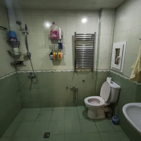 In Baku nan m² apartment is for sale - Image 2