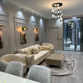 In Baku 80.0 m² apartment is for rent - Image 3