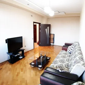 In Baku 80.0 m² apartment is for rent - Image 3