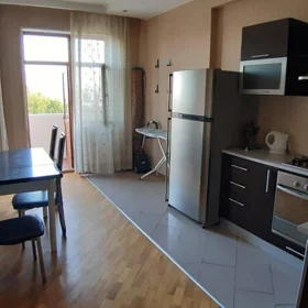In Baku 80.0 m² apartment is for rent - Image 8