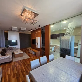 In Baku 140.0 m² apartment is for rent - Image 3