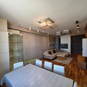 In Baku 140.0 m² apartment is for rent - Image 4