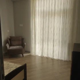 In Baku 80.0 m² apartment is for rent - Image 6