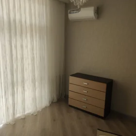 In Baku 80.0 m² apartment is for rent - Image 8