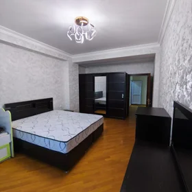 In Baku 132.0 m² apartment is for sale - Image 6