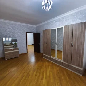 In Baku 132.0 m² apartment is for sale - Image 8