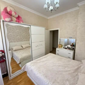 In Khirdalan 63.0 m² apartment is for sale - Image 2