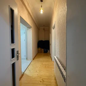 In Baku 90.0 m² apartment is for rent - Image 2