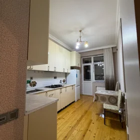In Baku 90.0 m² apartment is for rent - Image 7
