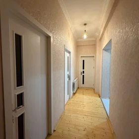 In Baku 90.0 m² apartment is for rent - Image 10