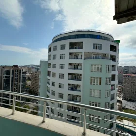 In Baku 200.0 m² apartment is for rent - Image 5