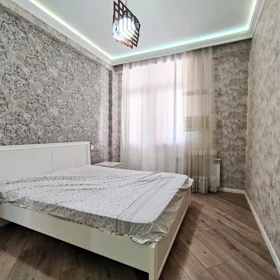 In Baku 70.0 m² apartment is for rent - Image 3