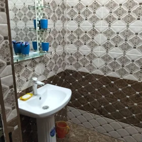 In Baku 80.0 m² apartment is for rent - Image 8