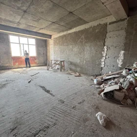 In Baku 166.0 m² apartment is for sale - Image 7