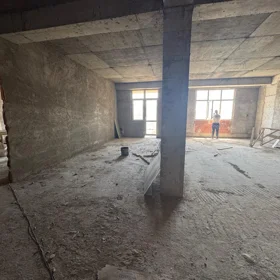 In Baku 166.0 m² apartment is for sale - Image 9