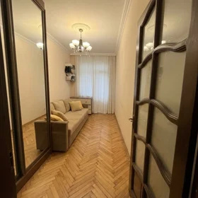 In Baku 85.0 m² apartment is for sale - Image 5