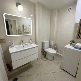 In Baku 85.0 m² apartment is for sale - Image 8