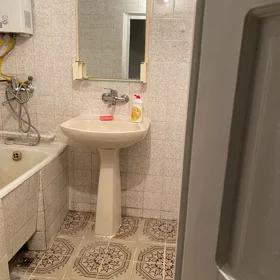 In Baku 55.0 m² apartment is for rent - Image 10