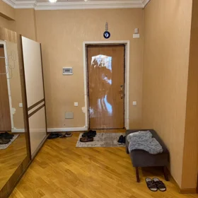 Baku-da 95.0 m2 mənzil kirayə verilir - Şəkil 2