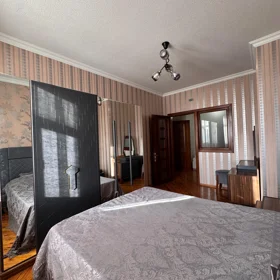 In Baku 86.0 m² apartment is for rent - Image 5