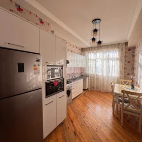 In Baku 86.0 m² apartment is for rent - Image 7
