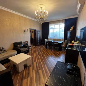 In nan 200.0 m² house with 5.0 rooms is for sale - Image 5