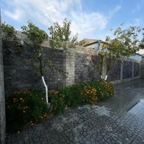 In Baku 240.0 m² house with 6.0 rooms is for sale - Image 3