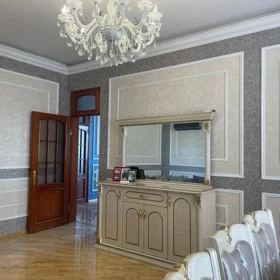 In Baku 240.0 m² house with 6.0 rooms is for sale - Image 5