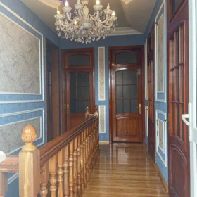 In Baku 240.0 m² house with 6.0 rooms is for sale - Image 9