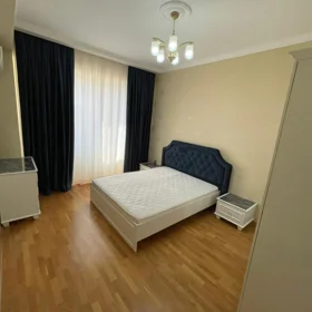 In Səbail rayonu 75.0 m² apartment is for rent - Image 4