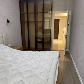 In Baku 68.0 m² apartment is for rent - Image 2