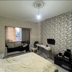 In Baku 65.0 m² apartment is for sale - Image 10
