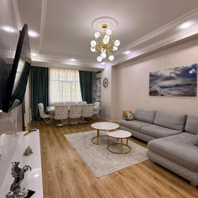 In Baku 110.0 m² apartment is for rent - Image 3