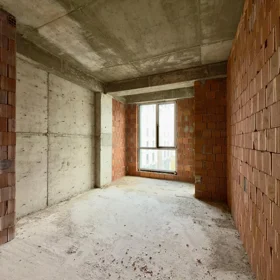 In Baku 220.0 m² apartment is for sale - Image 9