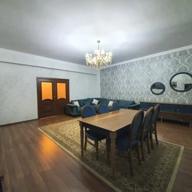 In Baku 170.0 m² apartment is for rent - Image 4