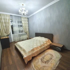In Baku 170.0 m² apartment is for rent - Image 6