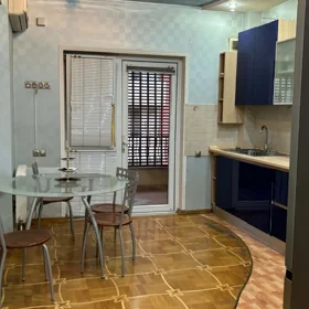 In Baku 150.0 m² apartment is for rent - Image 6