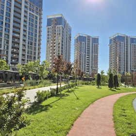 In Baku 70.0 m² apartment is for rent - Image 3